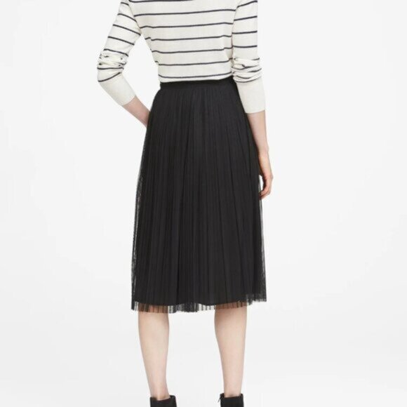 Banana Republic Tulle Midi Skirt - new with tags - Picture 3 of 7